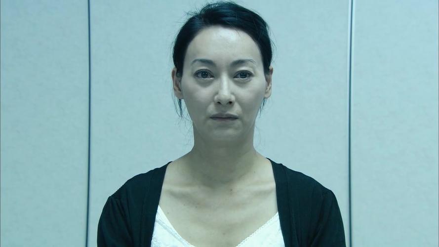《心魔》中饰演德子母亲
