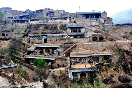 李家山