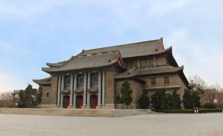 大礼堂