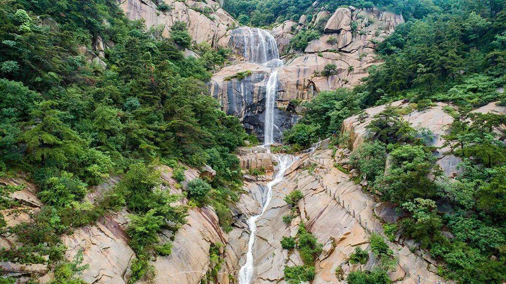 蒙山叠瀑