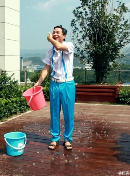 李彦宏冰桶挑战