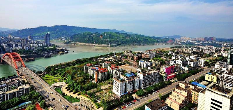 宜宾市三江口（左上岷江、左下金沙江）