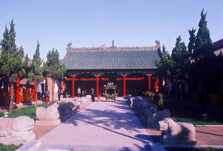 寝宫