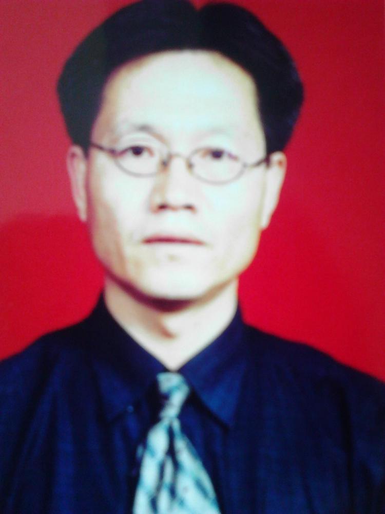 校长    刘希刚