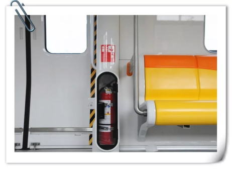 苏州轨道交通3号线列车内部灭火器柜