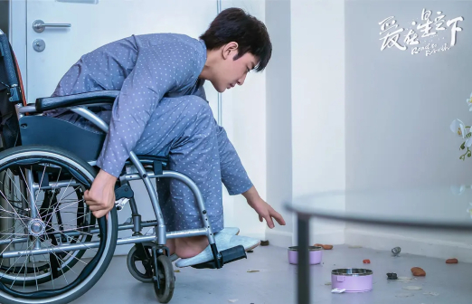 《爱在星空下》剧照