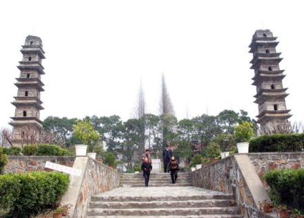 双塔寺