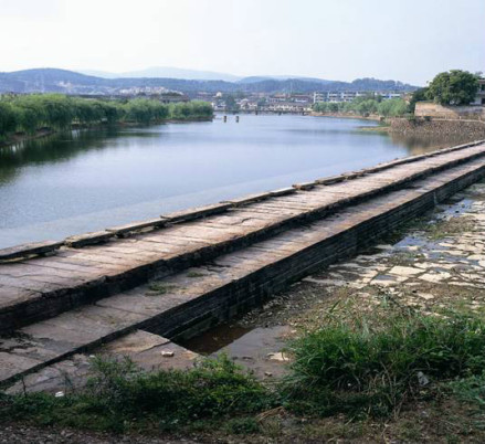 它山堰 
