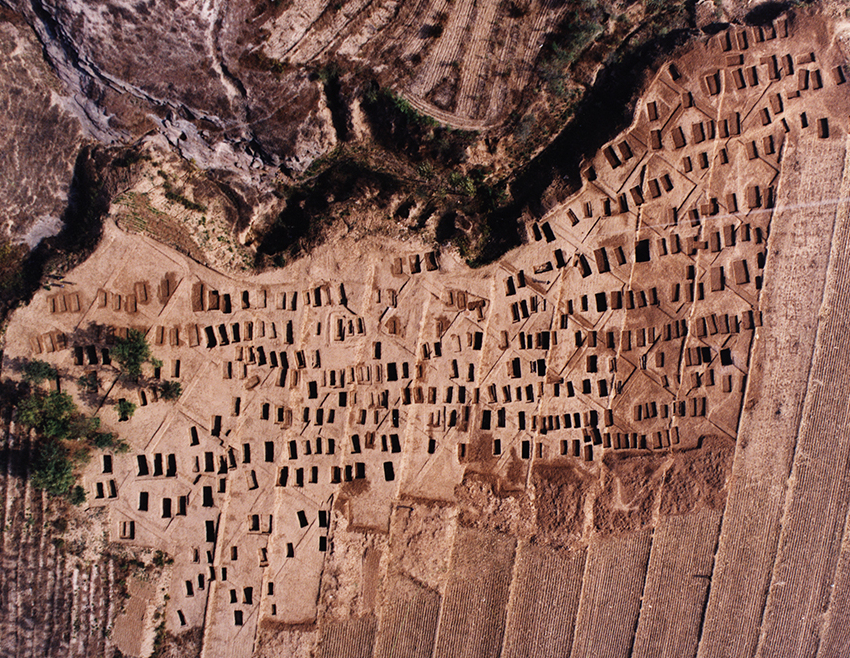 喇嘛洞墓地全景