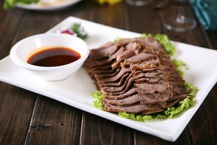 东关酱牛肉