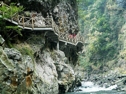 贵州南江大峡谷栈道