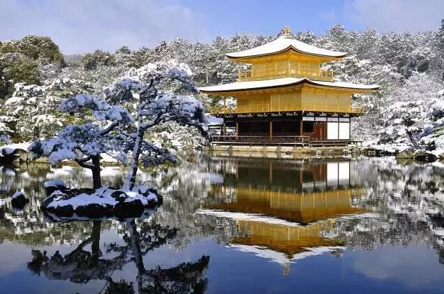 鹿苑寺