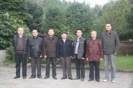 《问陶新韵》编委合影