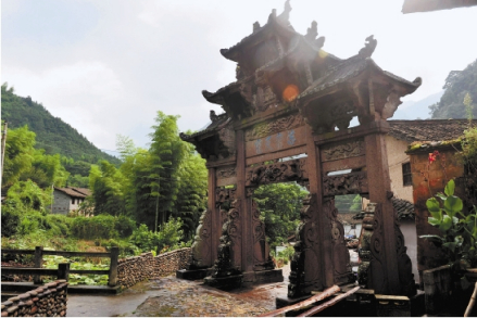 独山石牌坊