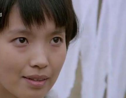 在电视剧《家有仙妻2》中饰演卓寡妇