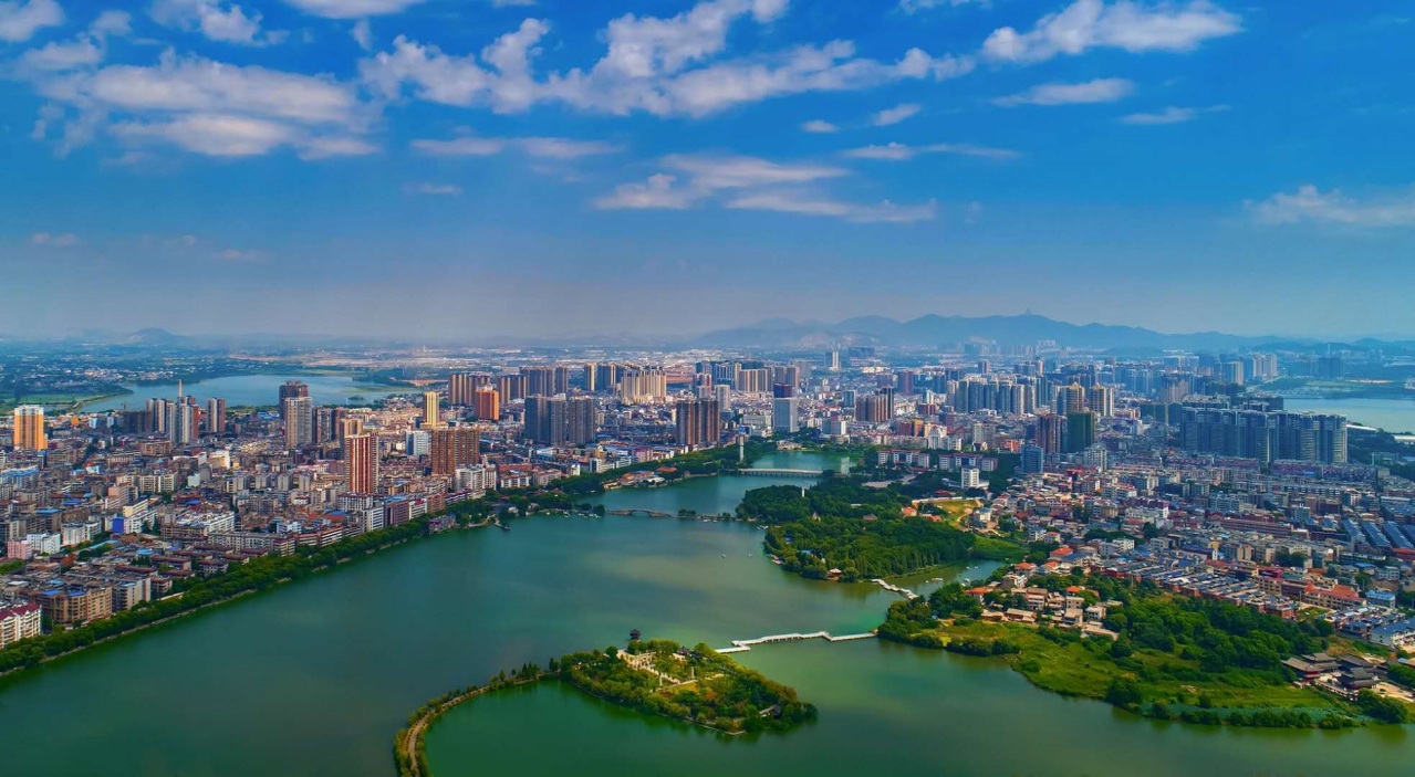 市中心