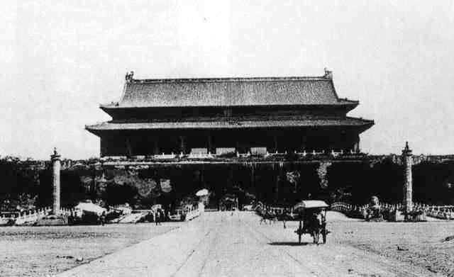 1906年的天安门