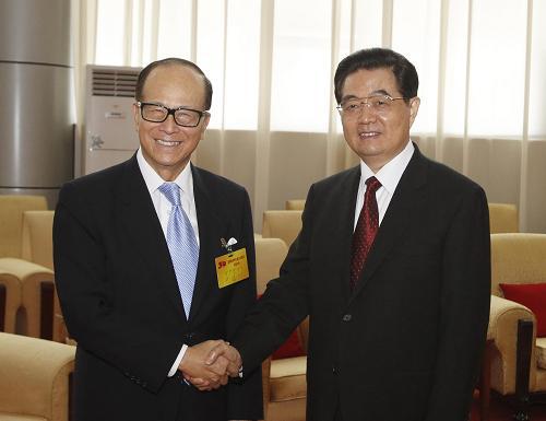 2010年9月，胡锦涛会见李嘉诚