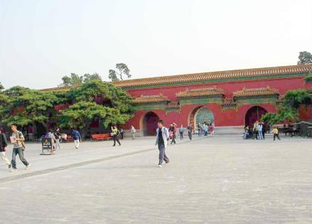 皇极门