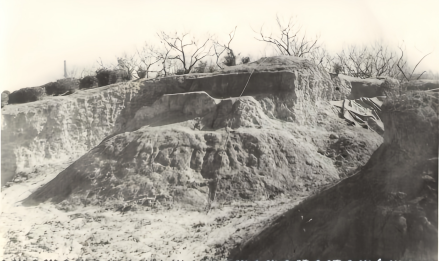钱宽及水邱氏夫妇墓