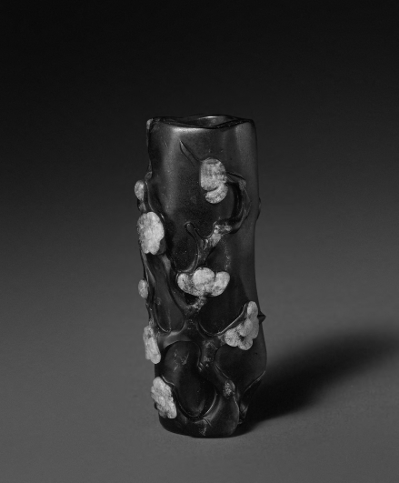 明 子冈款水晶（梅花纹）花插，一级乙文物