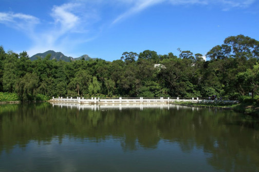 未圆湖