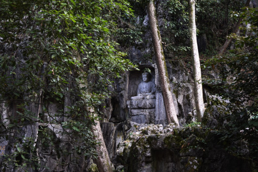 飞来峰造像