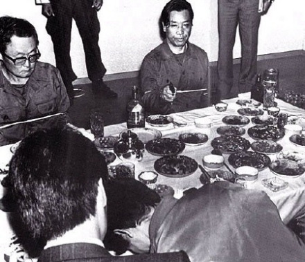 金载圭被捕后模拟的暗杀朴正熙情景