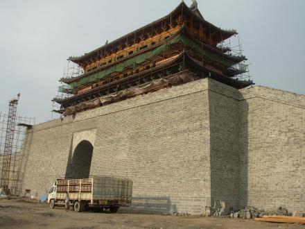东门内景