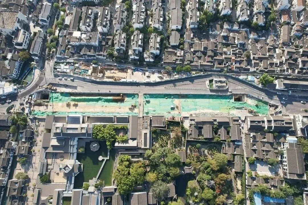 拙政园苏博站施工场景