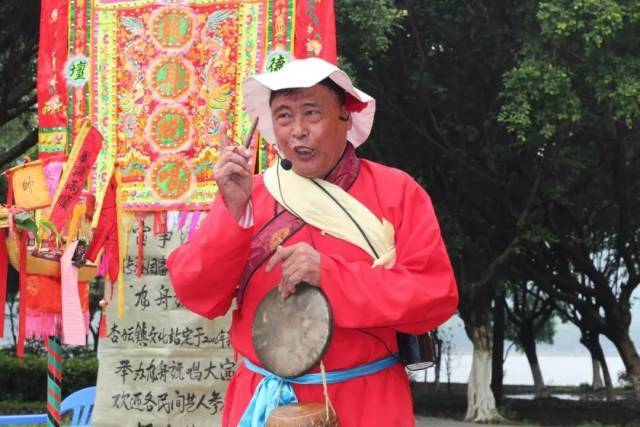 献唱龙舟说唱《武松打虎》
