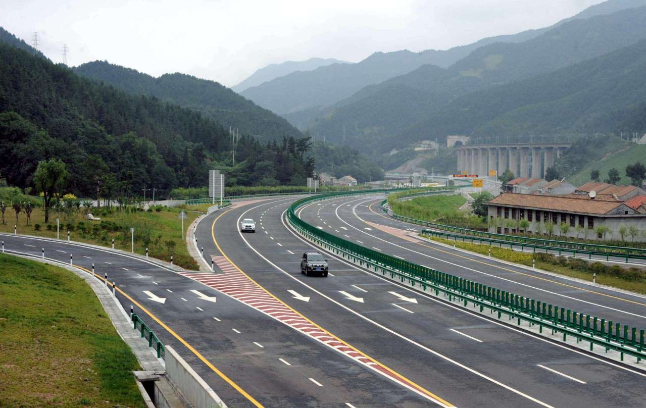 沪陕高速公路商州段