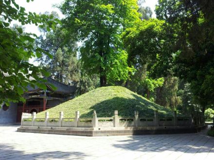诸葛亮墓