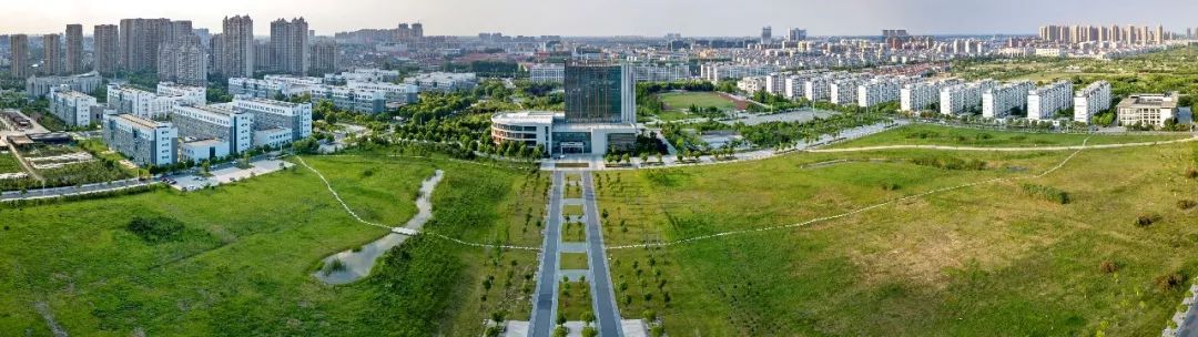 校园全景