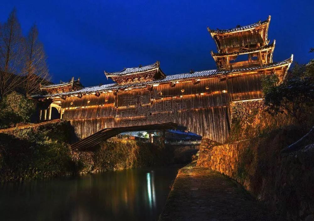 如龙桥夜景