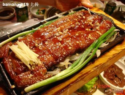 烤鳗鱼饭