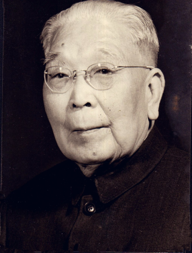 严济慈院士
