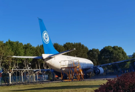 波音737大飞机