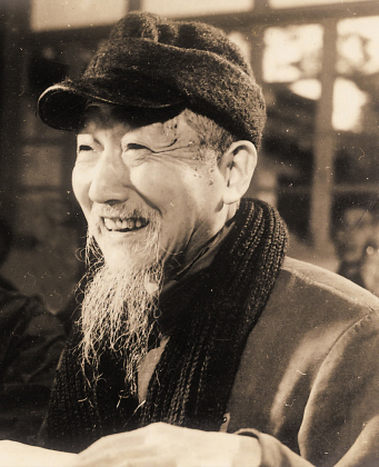 黄羲 