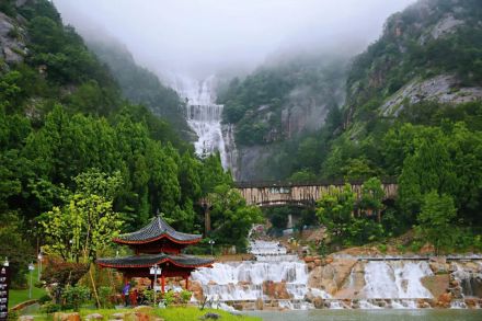 天台山大瀑布
