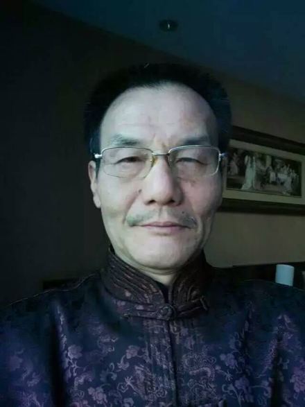 王海明（中华龙文化协会名誉主席）
