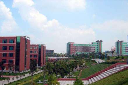 淄博师范高等专科学校校园风光