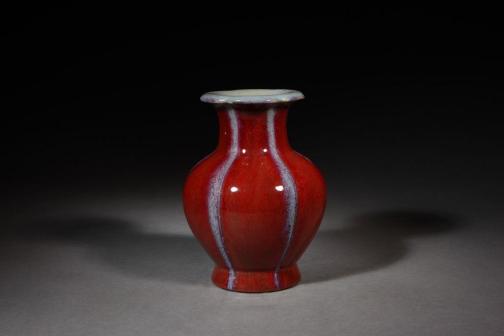 仿钧窑变釉石榴尊