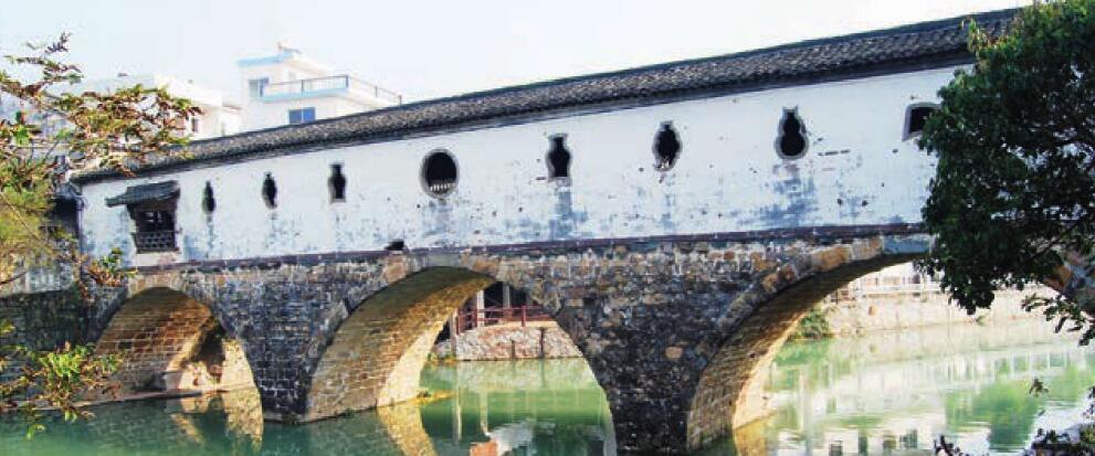 北岸廊桥