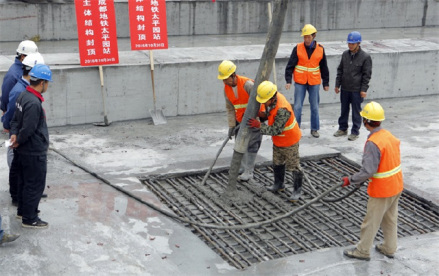 太平园站主体结构封顶