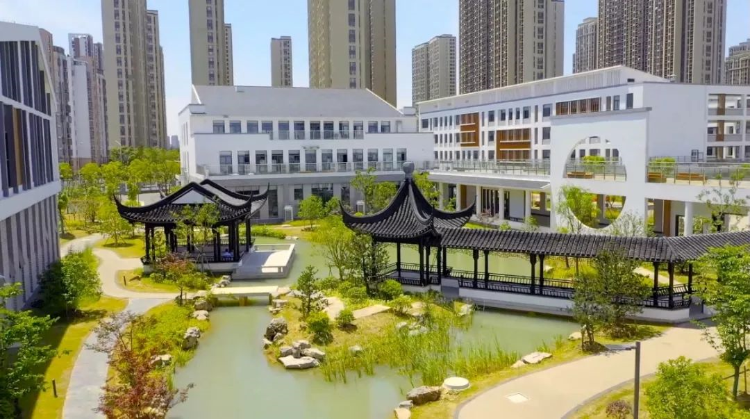 航拍校园