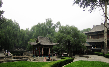 难老泉亭 