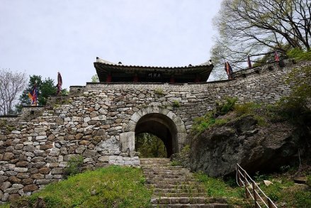 丙子胡乱时仁祖避难处——南汉山城