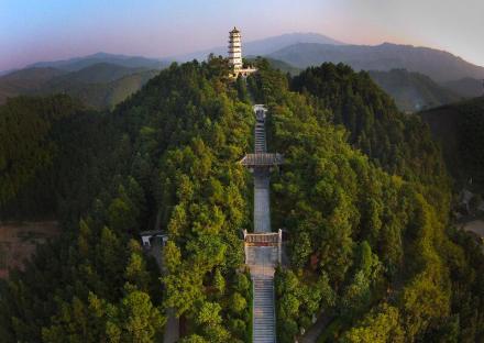 文峰塔