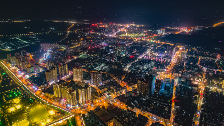 三台县城夜景